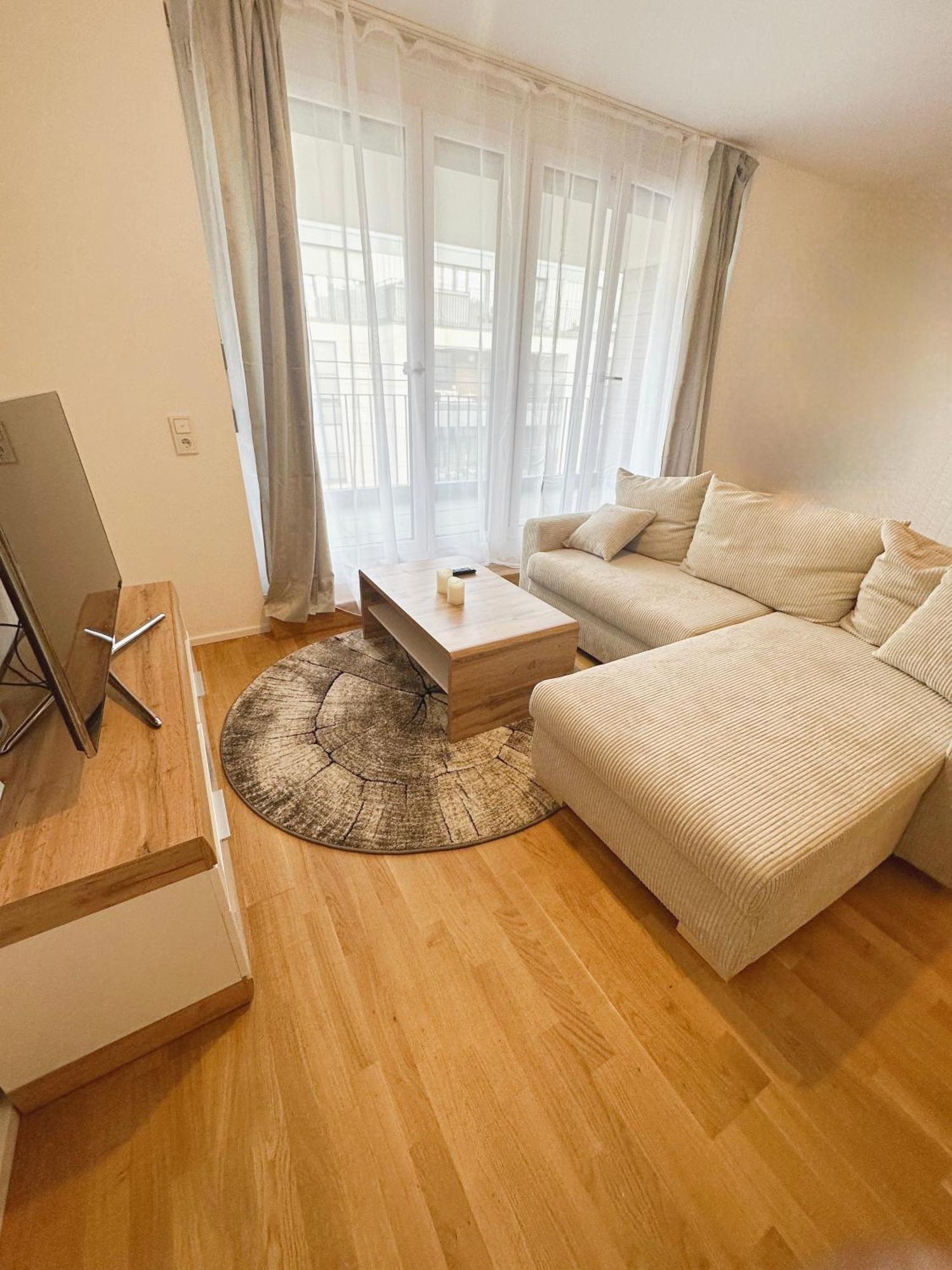 Apartment Seductive 1-room Apt, Centre Of Stuttgart